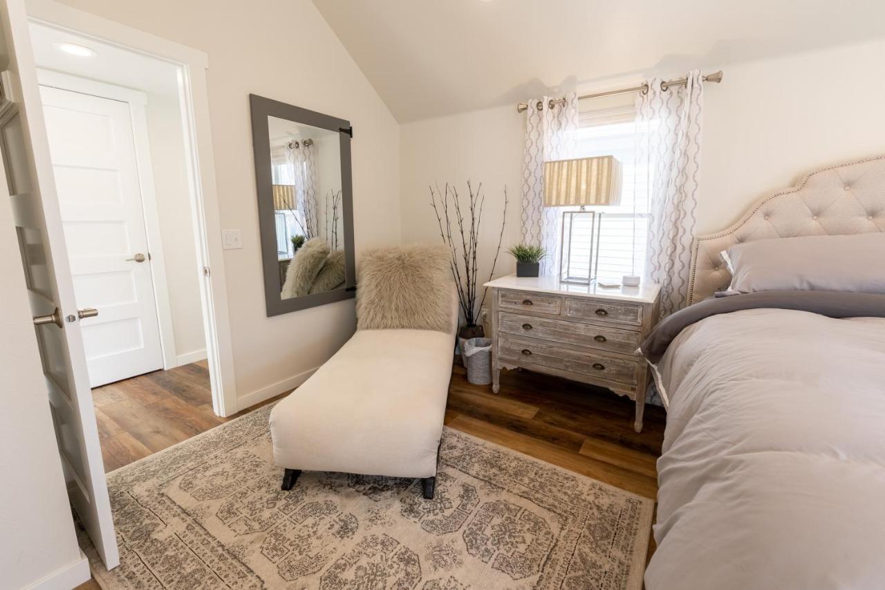 Luxurious Historic Renovated Bungalow Dt Rapid City With Private Patio Экстерьер фото